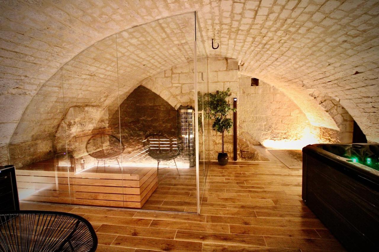 Spa Gaalor***** - Jacuzzi & Sauna A Rouen Eksteriør billede